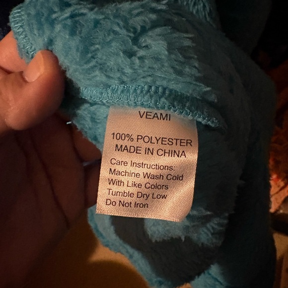 VEAMI plush robe, 100% polyester, women’s size large. Brand new with tags! - Picture 8 of 9